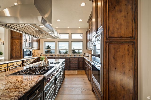 1107 N TWICKENHAM DR, Salt Lake City, UT 84103
