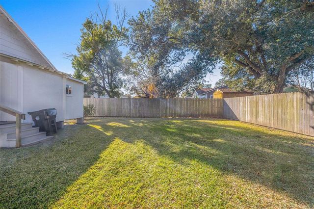 1734 Moss St Street, Lake Charles, LA 70601