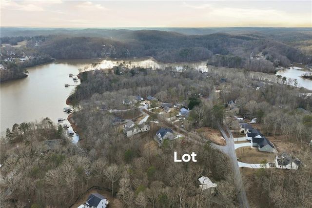 7707 Elm Circle, Murrayville, GA 30564