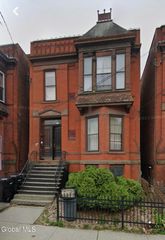 552 Congress Street 1, Troy, NY 12180