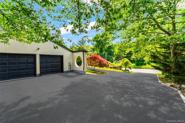 126 Bagatelle Road, Melville, NY 11747