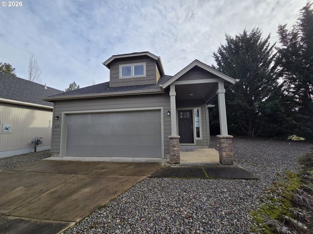 376 BENTGRASS Ct, Sutherlin, OR 97479