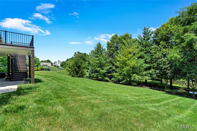 8449 Stone Ledge Drive, Edwardsville, IL 62025