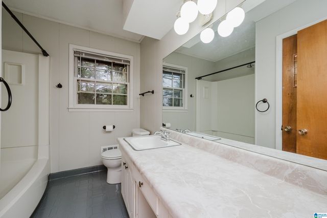 4900 10TH TERRACE S, Birmingham, AL 35222