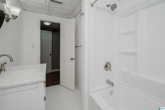 4900 10TH TERRACE S, Birmingham, AL 35222