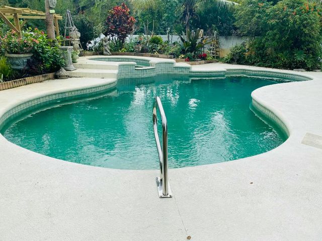 437 NE Bayberry Lane, Jensen Beach, FL 34957