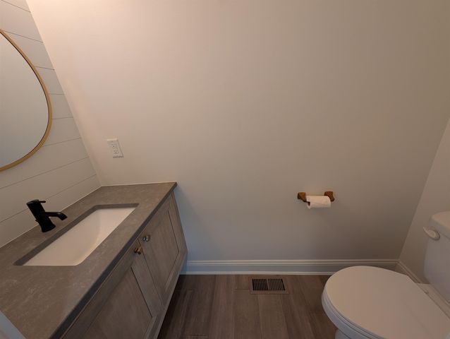 1502 N Shadow Rock Dr, Andover, KS 67002