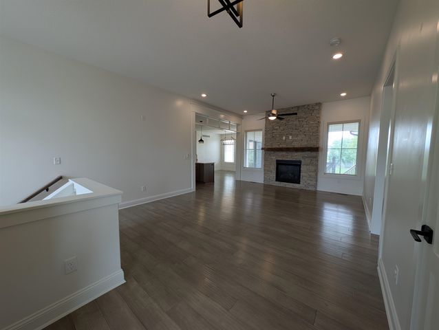 1502 N Shadow Rock Dr, Andover, KS 67002