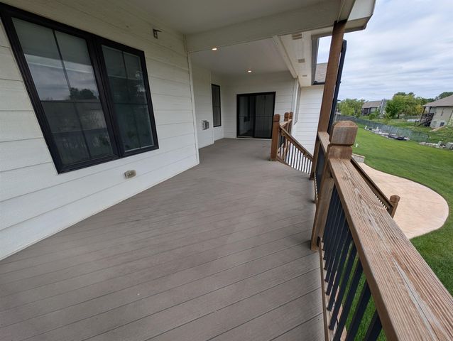 1502 N Shadow Rock Dr, Andover, KS 67002