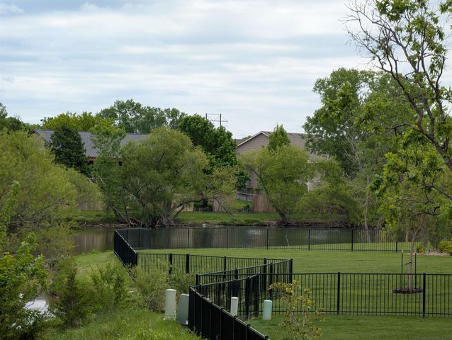 1502 N Shadow Rock Dr, Andover, KS 67002