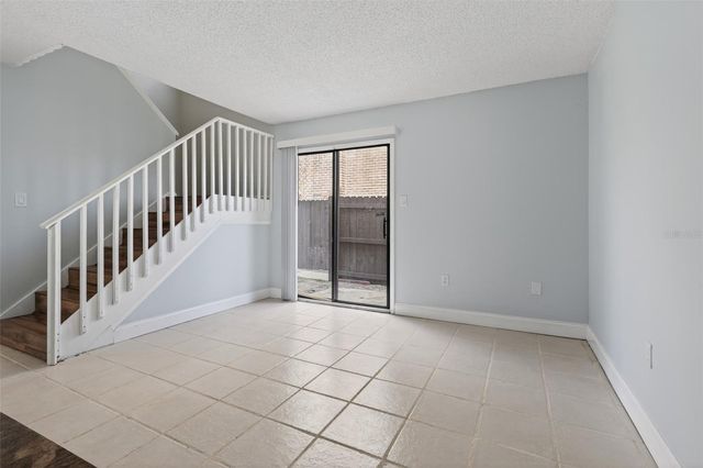 5032 DOWNING STREET 10, Orlando, FL 32839