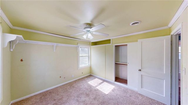 7712 Robinson Street, Overland Park, KS 66204