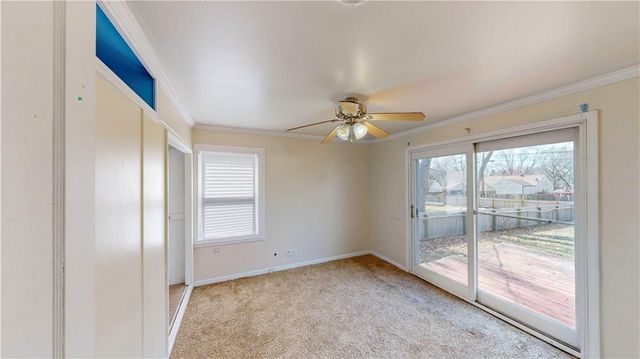 7712 Robinson Street, Overland Park, KS 66204