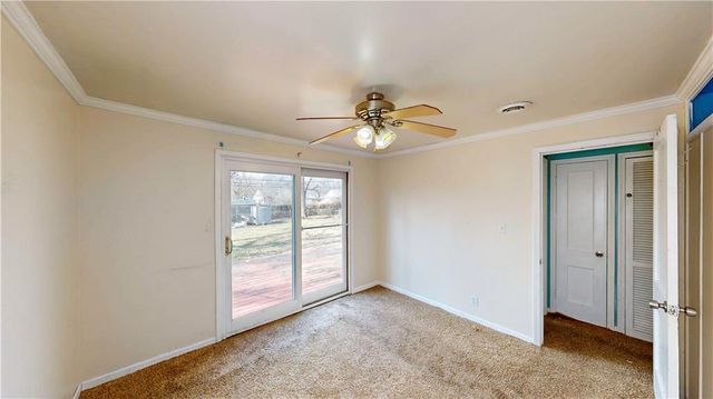 7712 Robinson Street, Overland Park, KS 66204