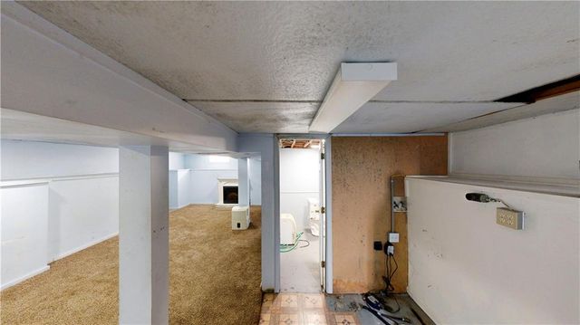 7712 Robinson Street, Overland Park, KS 66204