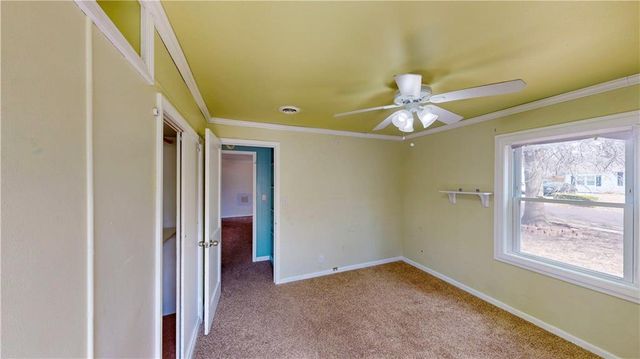 7712 Robinson Street, Overland Park, KS 66204