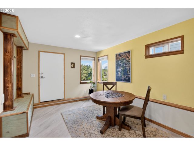 540 Seaview Dr, Manzanita, OR 97130