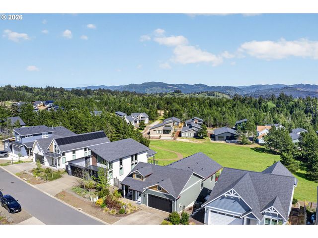 540 Seaview Dr, Manzanita, OR 97130