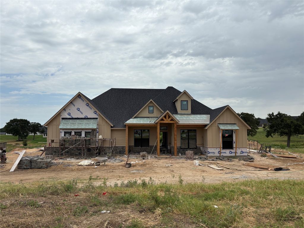 112 La Paloma Way, Decatur, TX 76234