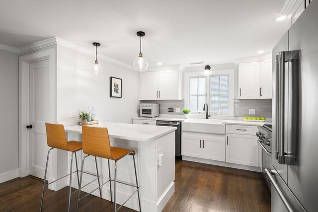 87 Palmer St 87, Arlington, MA 02474