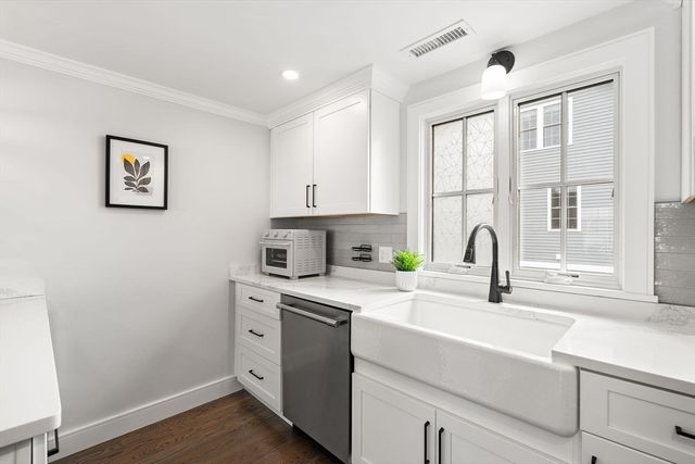87 Palmer St 87, Arlington, MA 02474