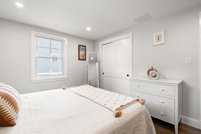 87 Palmer St 87, Arlington, MA 02474