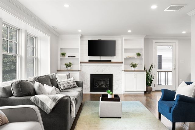 87 Palmer St 87, Arlington, MA 02474