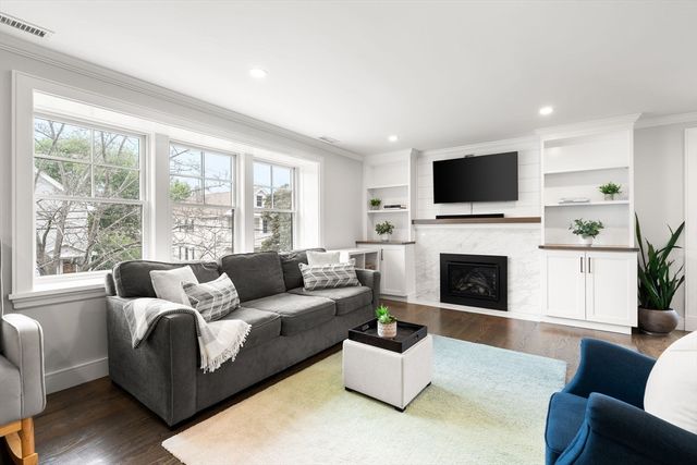 87 Palmer St 87, Arlington, MA 02474