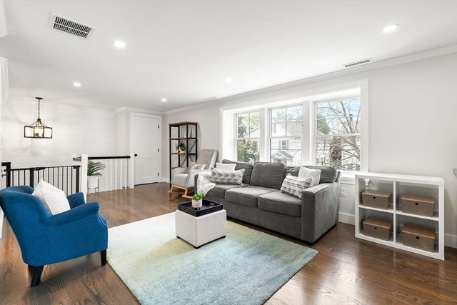 87 Palmer St 87, Arlington, MA 02474
