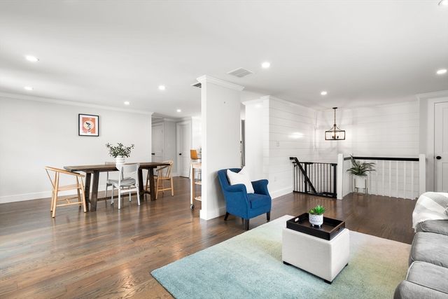 87 Palmer St 87, Arlington, MA 02474