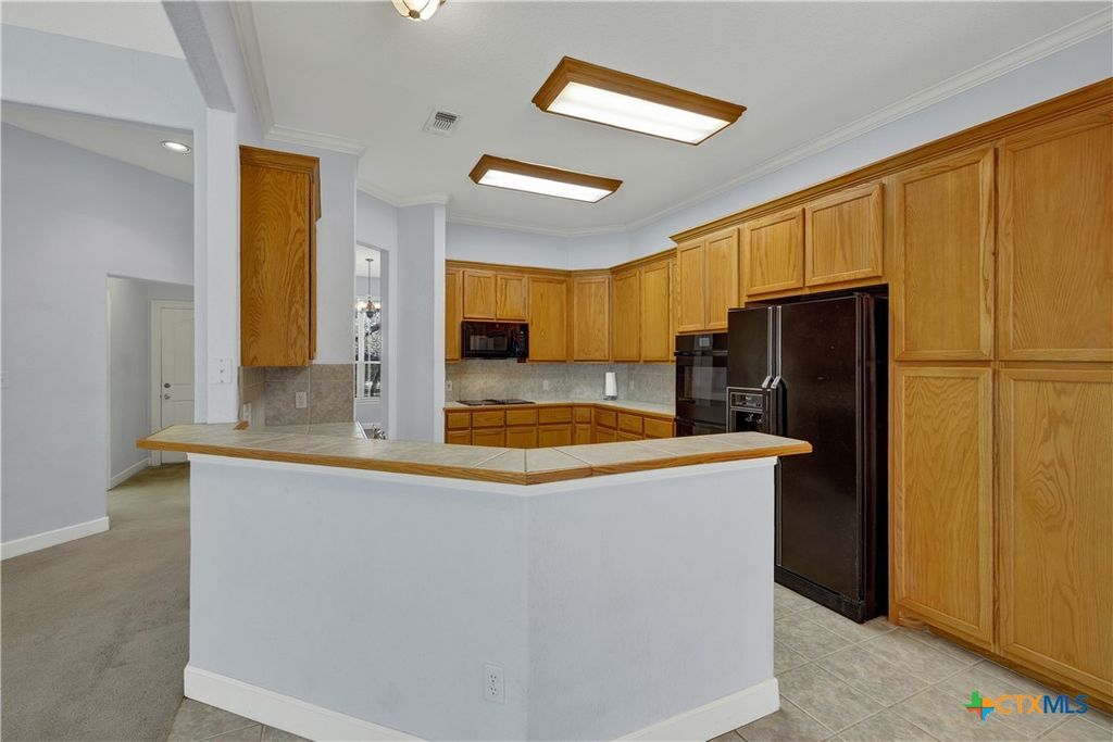 Image 20 of property listing at 243 Appalachian Trail, New Braunfels, TX 78132