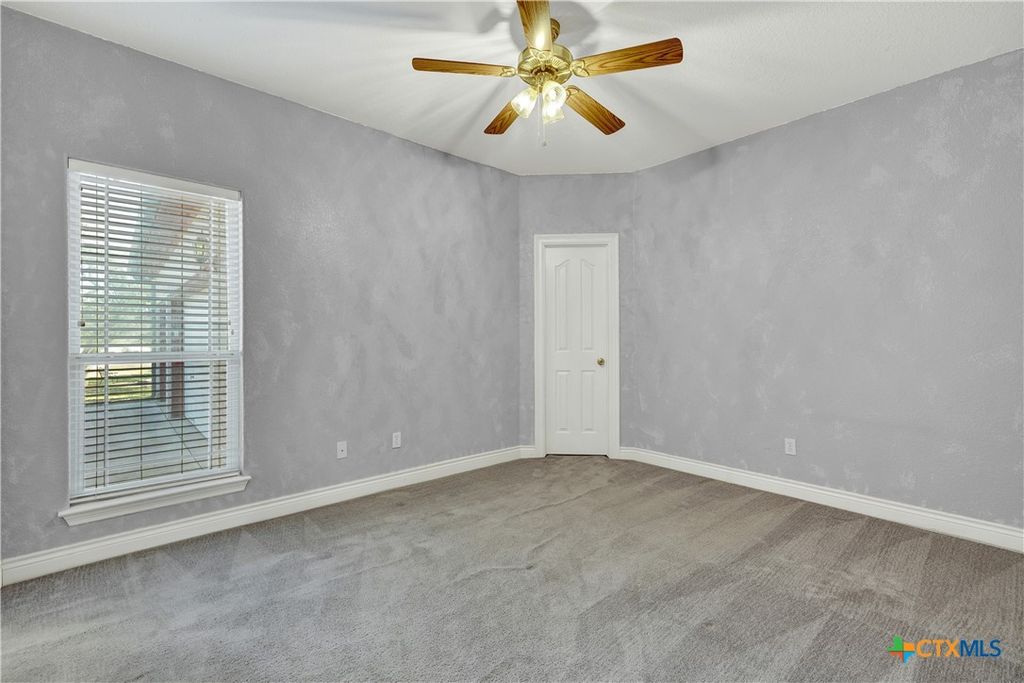 Image 26 of property listing at 243 Appalachian Trail, New Braunfels, TX 78132