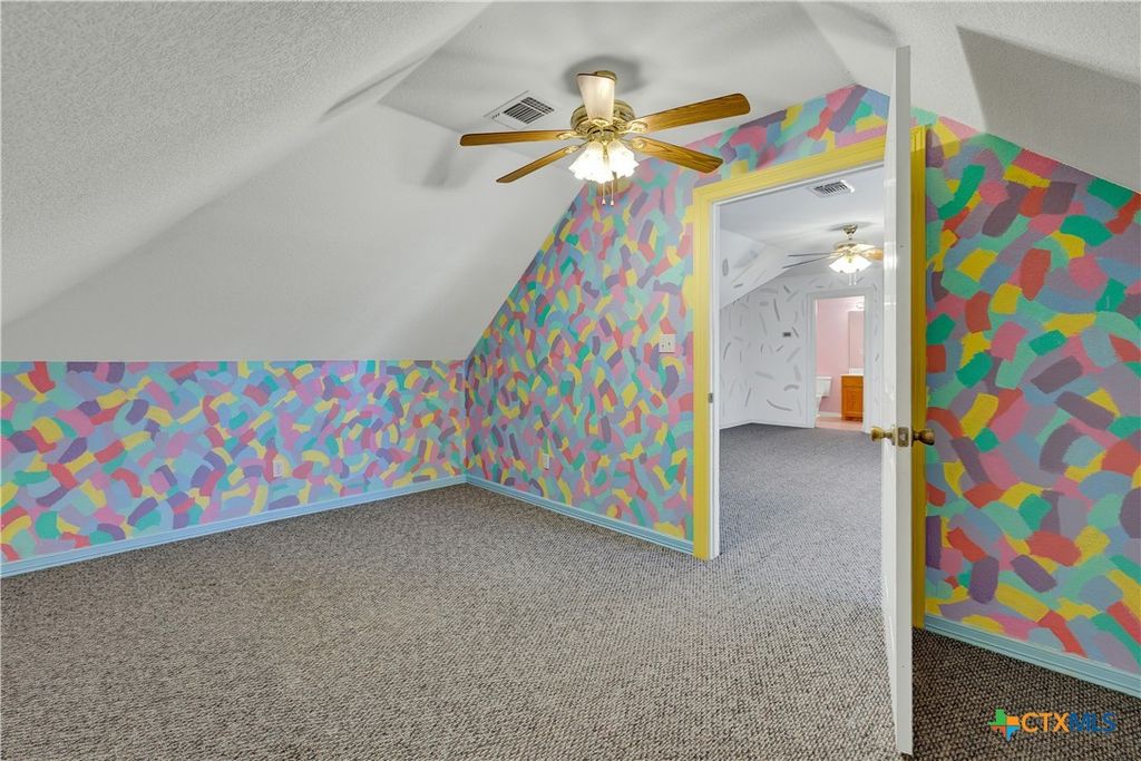 Image 37 of property listing at 243 Appalachian Trail, New Braunfels, TX 78132