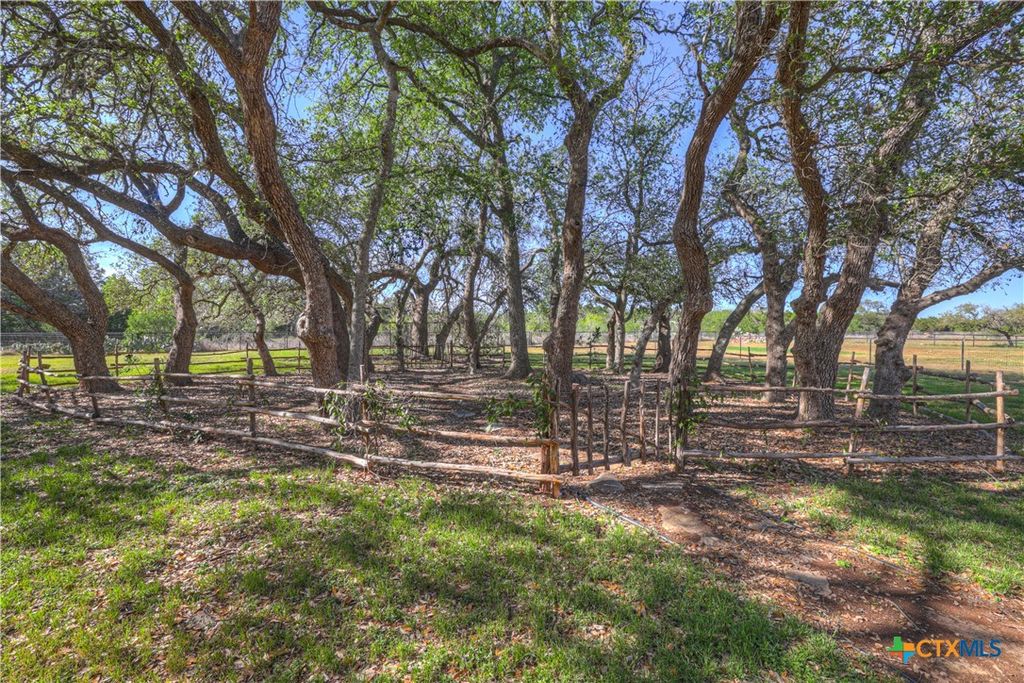 Image 45 of property listing at 243 Appalachian Trail, New Braunfels, TX 78132