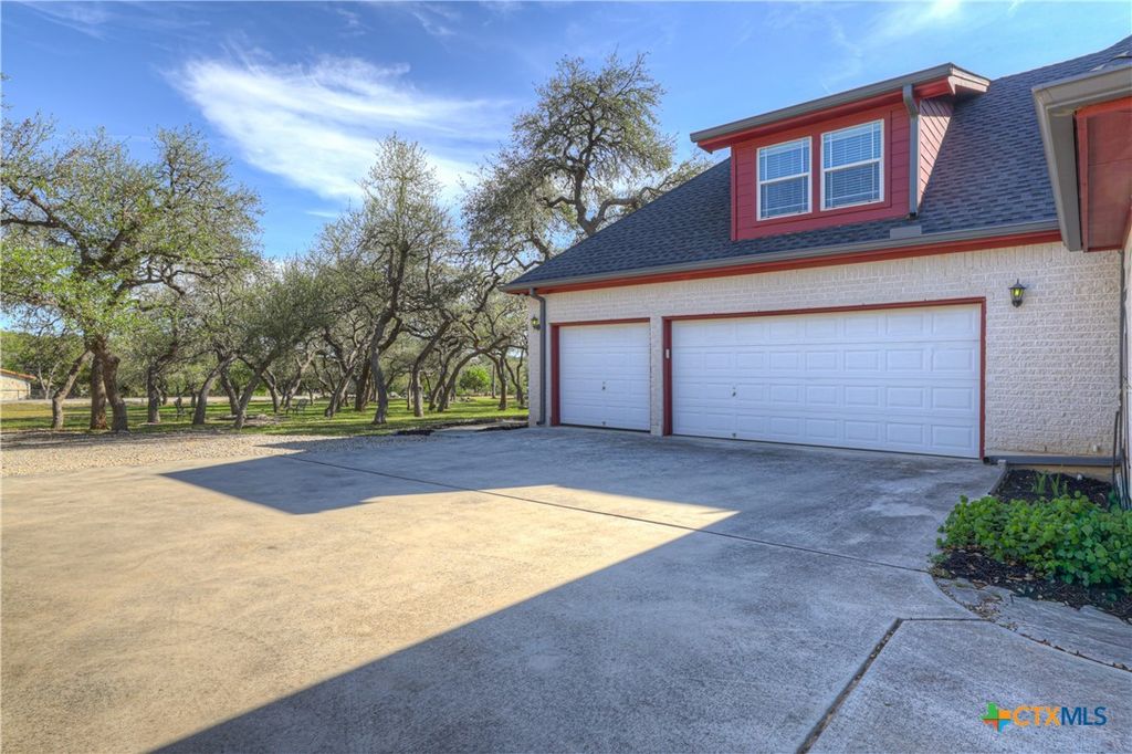 Image 46 of property listing at 243 Appalachian Trail, New Braunfels, TX 78132