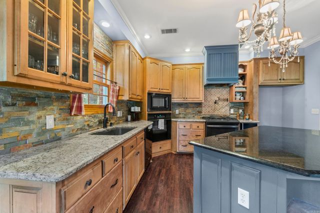 100 Deerwood Drive, Searcy, AR 72143