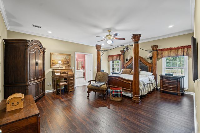 100 Deerwood Drive, Searcy, AR 72143