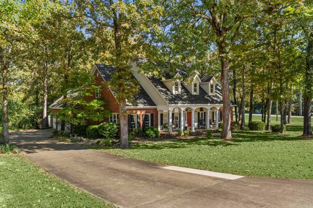 100 Deerwood Drive, Searcy, AR 72143