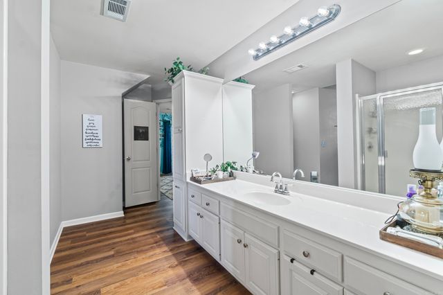 100 Deerwood Drive, Searcy, AR 72143