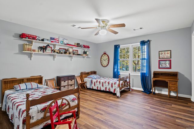 100 Deerwood Drive, Searcy, AR 72143