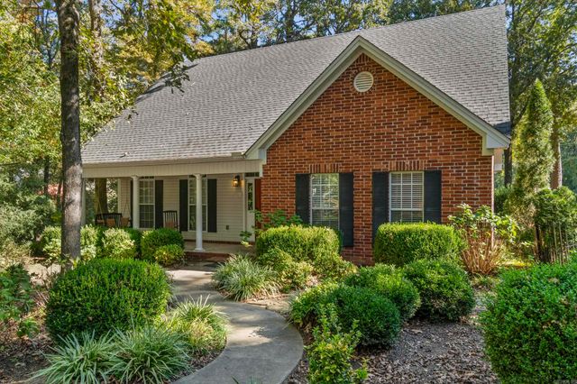 100 Deerwood Drive, Searcy, AR 72143
