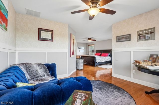18 Steeple View Ct, West Amwell Twp., NJ 08530