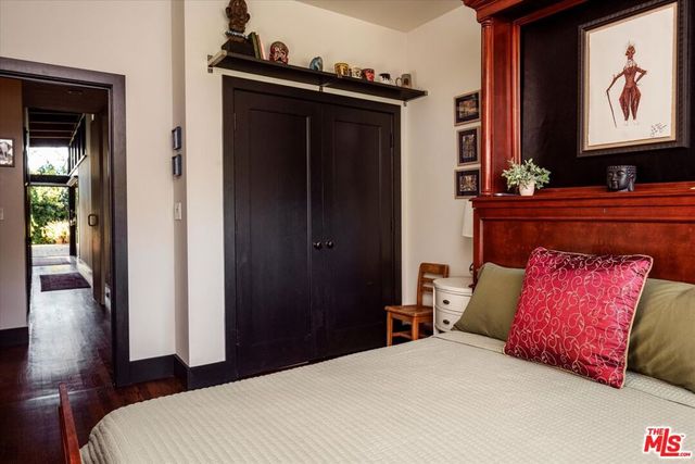 4244 Bluebell Avenue, Studio City, CA 91604