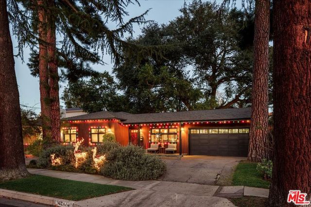 4244 Bluebell Avenue, Studio City, CA 91604