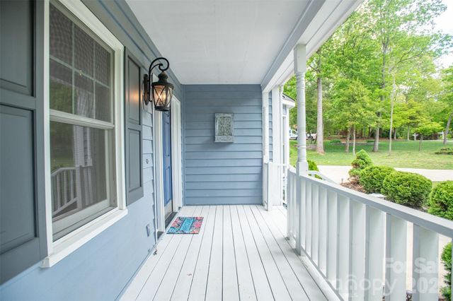 1002 Windsor Drive, Asheville, NC 28803