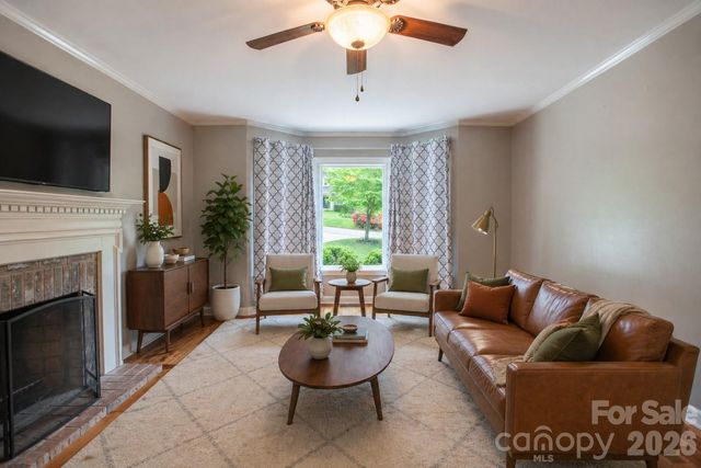 1002 Windsor Drive, Asheville, NC 28803