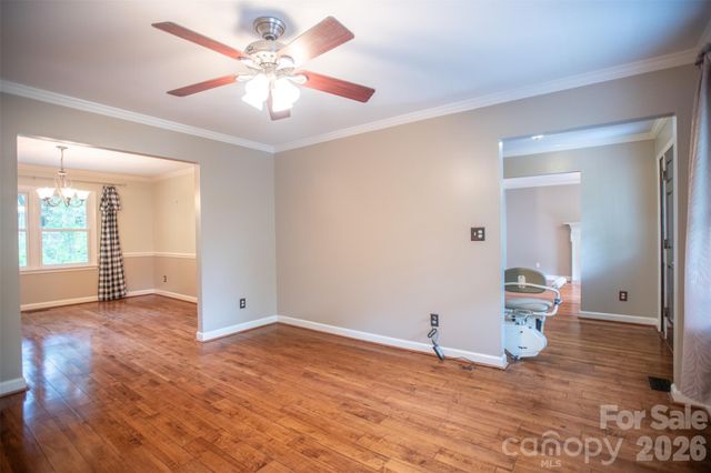 1002 Windsor Drive, Asheville, NC 28803
