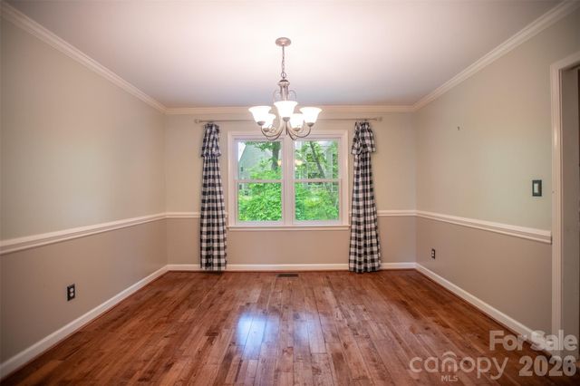 1002 Windsor Drive, Asheville, NC 28803