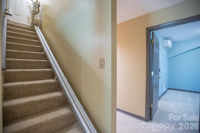 1002 Windsor Drive, Asheville, NC 28803