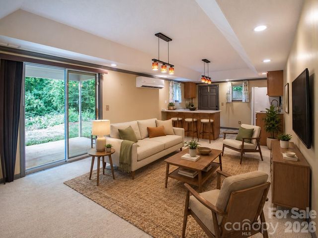 1002 Windsor Drive, Asheville, NC 28803